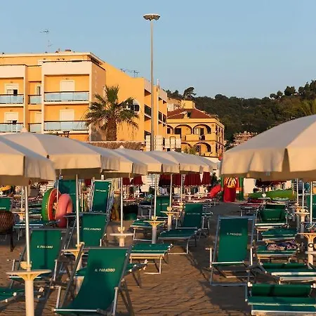 Paradiso 3*